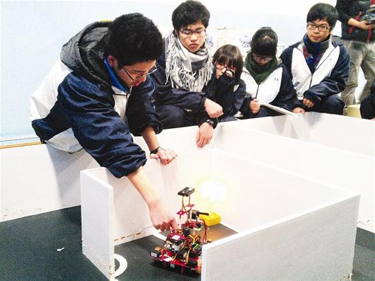 图文:武汉中小学生爱发明专利申请量9年增500倍