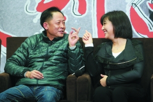 信息神话讯(记者陈慧)王志文,江珊介绍的电视剧《人到四十》,11电视剧时报主演图片