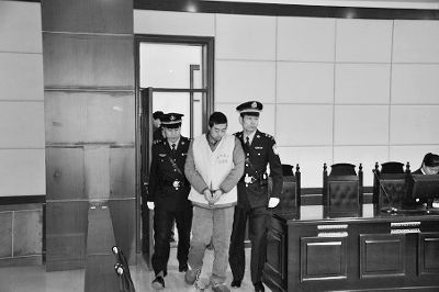 两起恶性案件宣判死刑(组图)