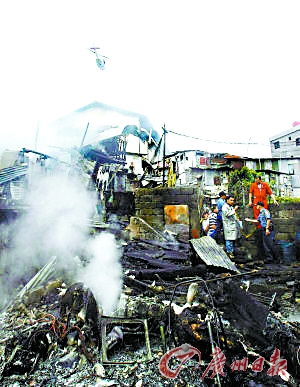 菲律宾小飞机坠毁学校14死 遇难者多为孩子(图