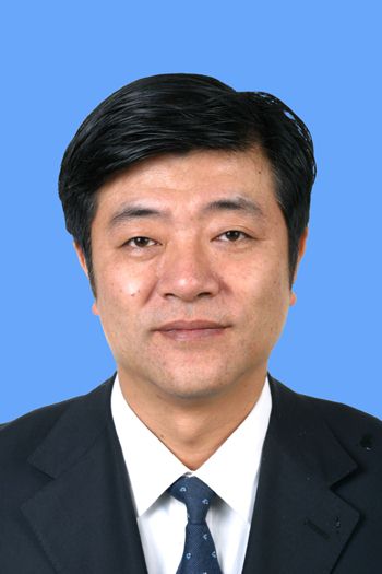 李洪简介(图)