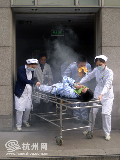 医院里发生火灾怎么办 白衣天使的责任感很重