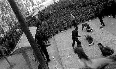 网传河南某武校殴打学生 组织全校学生观看(组图)