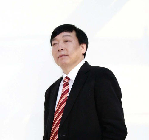 青年汽车集团董事局主席 庞青年