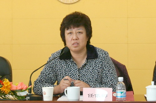 2011年5月,北京地税局原副巡视员任依娜因受