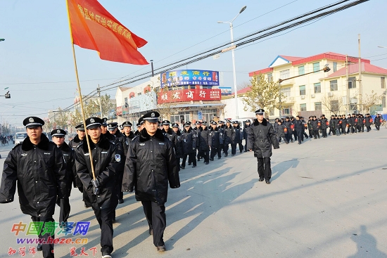 定陶成立城区治安巡防队(图)