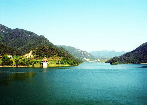九龙湖(图片来源:中华网)