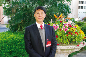 德昌县十五届人大一次会议胜利闭幕(组图)