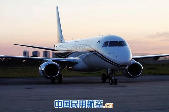 巴西航空工业向中国交付首架世袭1000公务机