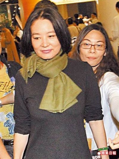传林青霞求助名医摆脱抑郁 与老公感情转淡(组图)