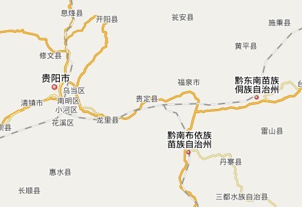 贵州大客车翻下8米高桥载客人数尚在核实(图)