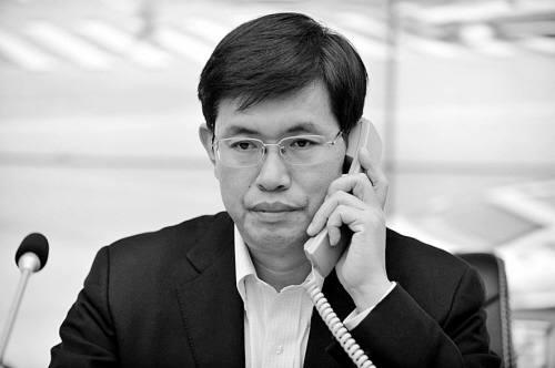 于振明接听读者来电