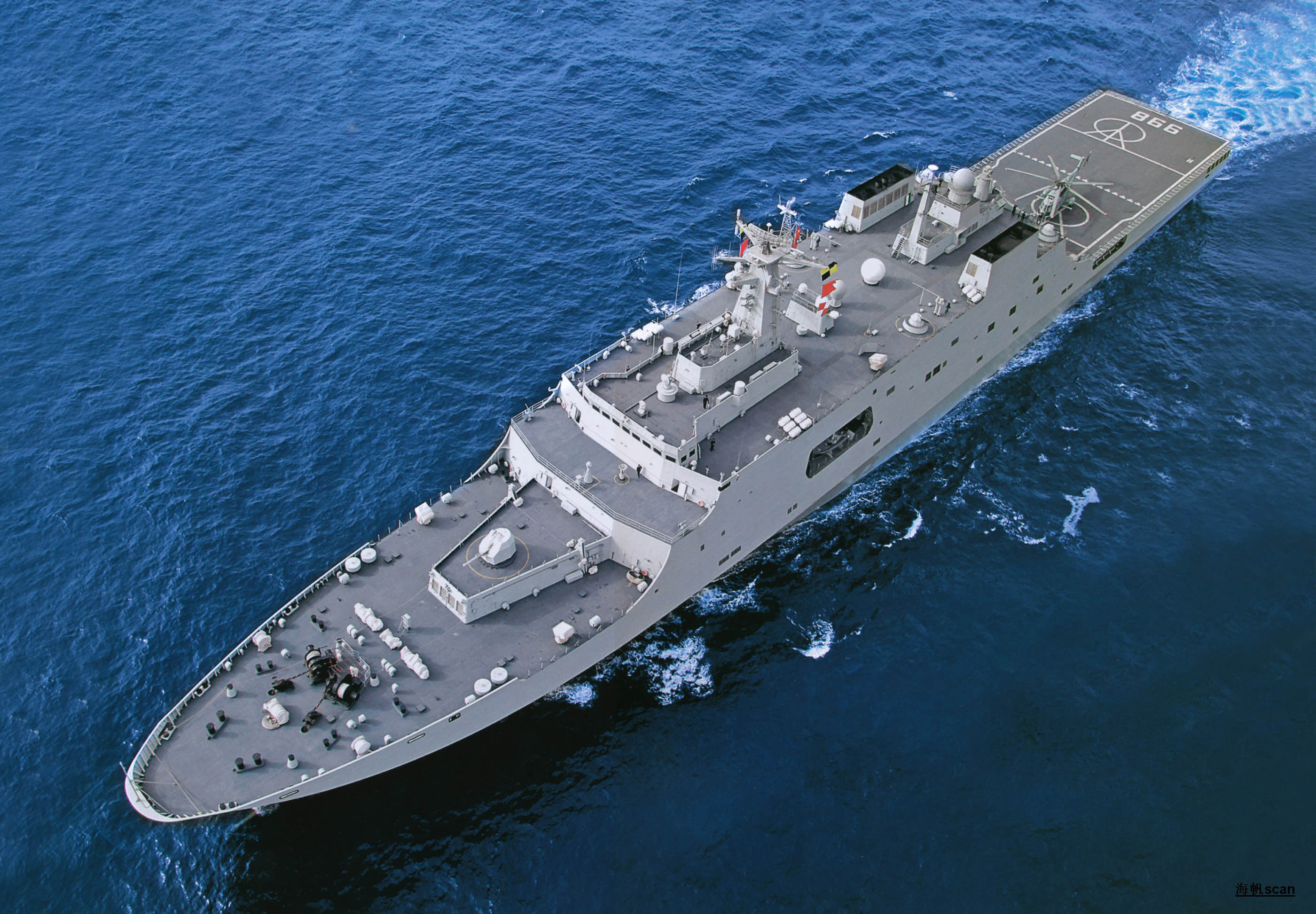 美海军发推，称“巴里”号驱逐舰今天“穿航”台湾海峡_凤凰网