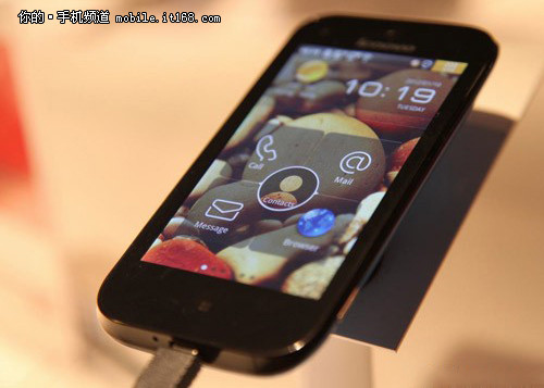CES2012:联想乐Phone新旗舰K2装安卓4.0