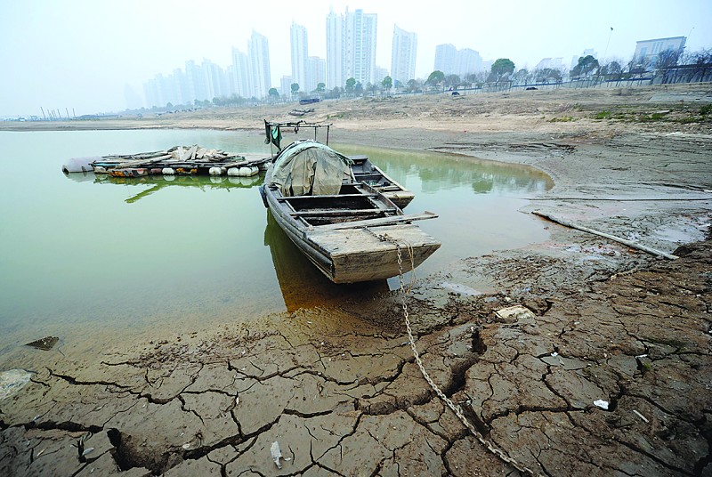 江西江河严重低枯水位(图)