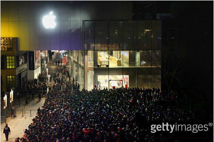 苹果宣布北京上海零售店暂停销售iPhone 4S-搜