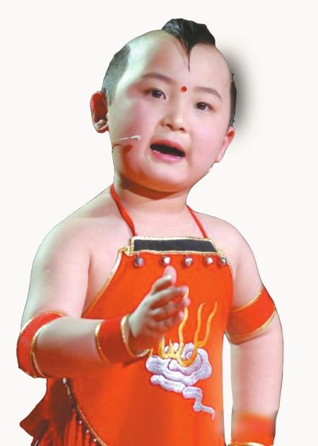 央视春晚开场和零点报时 5岁小男孩一人搞定(图)