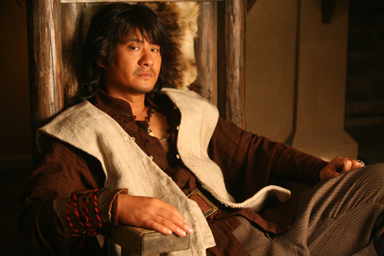 《雪狼谷》热播 连奕名率众演绎"热血狼王"