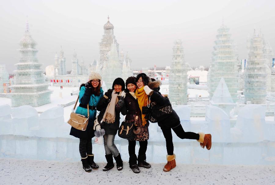 冰雪童话的12年轮回--哈尔滨冰雪大世界的冷