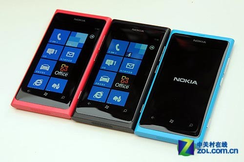 诺基亚Lumia 800新补丁放出 修复电池问题