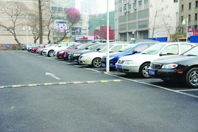 南京中心城区路边停车场包月费保障(图)