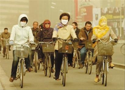 青岛去年霾天多达127天 机动车增多导致污染(
