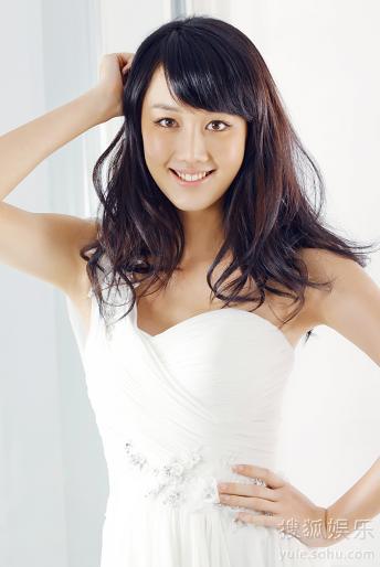 文梦洋献唱元宵喜乐会 称将处女唱献给《如意》