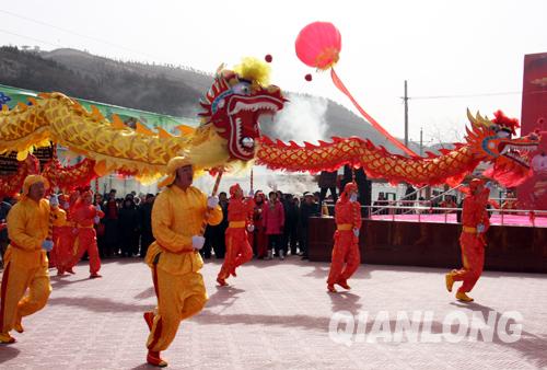 长辛店镇举办第十二届民间花会大赛(图)