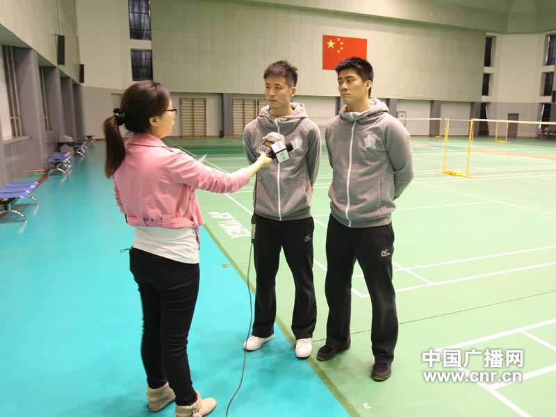 中国羽毛球队接受中央电台及中广网专访_焦点