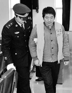 中俄列车大劫案主犯邵迅获刑15年(图)