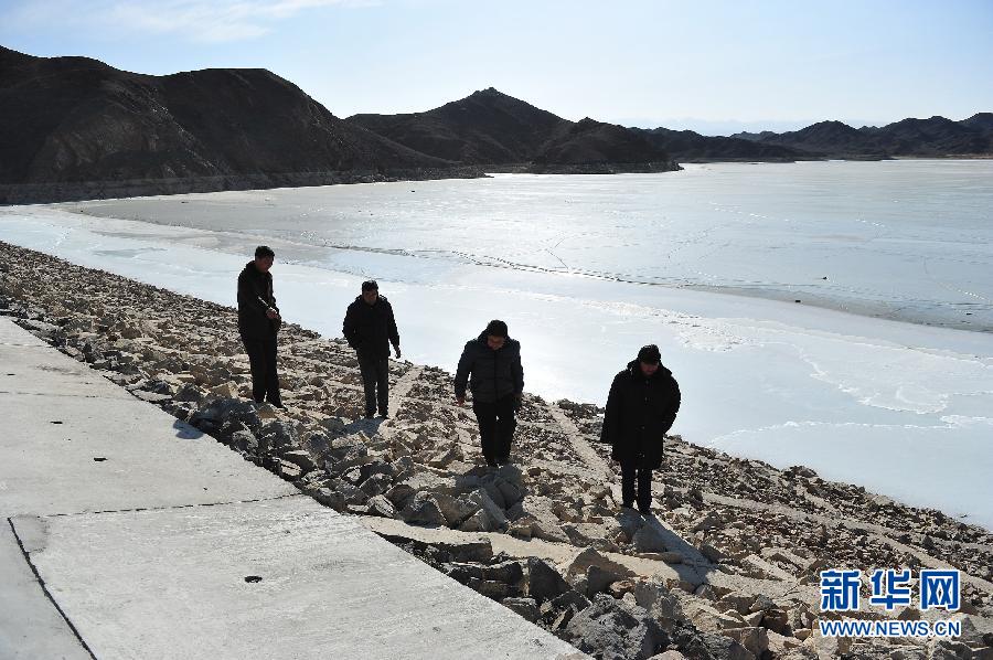 巴里坤人口_蒲类海大观园 滑雪场 婚庆园