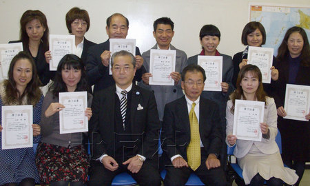 日本退休社长举办辅导讲座 帮助中国人在日就
