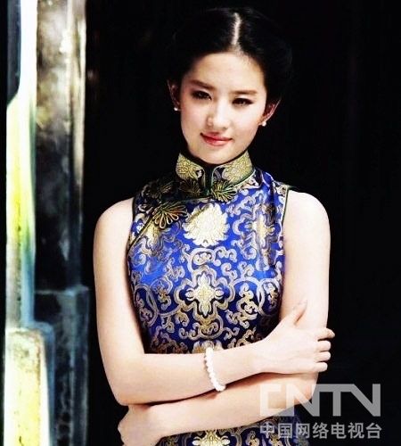 风情万种！中外女星都爱穿旗袍 味道各不同(图）-图片版权归原作者所有