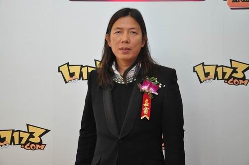 蜜蜂蜗牛兼ceo石海总裁和牛奶能一起喝图片