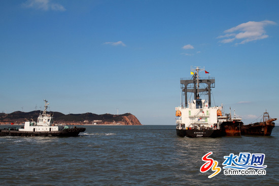 巴拿马货搁浅长岛海域