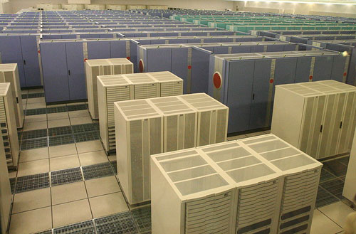 2002年-2004年,日本NEC的地球模拟器曾位居