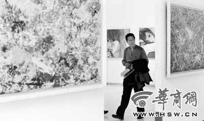 2011年12月4日，全国九全国九省市艺术联展西安站展览场景 本报资料照片记者张杰摄