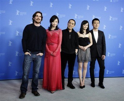 张艺谋率克里斯蒂安 贝尔、倪妮、佟大为出席《金陵十三钗》首映