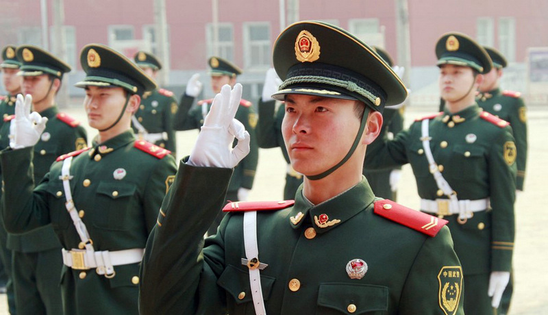 北京警卫部队备战两会安保 配发新型警用转轮