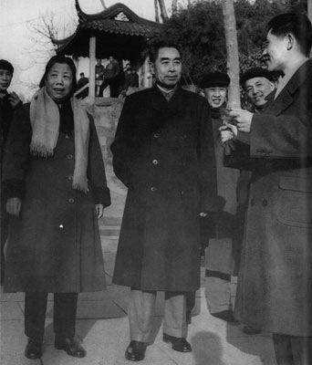 1963人口论_马尔萨斯人口论的照片(2)
