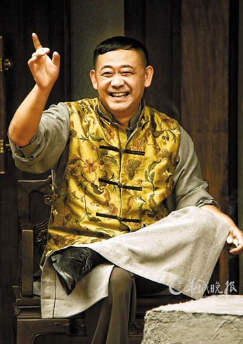 姜武:萨日娜饰演周汉良的母亲,她看着我突然从粗犷的张俭(注:姜武在