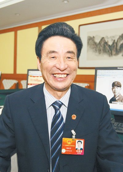 杨绍军代表