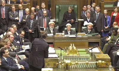 英国全国激辩预算案 正式预算案仍接受议会质