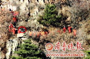 周倩倩) 7日,记者从泰山景区管理委员会获悉,受女驴友泰山遇险事件