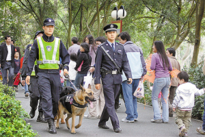 深圳警方新部署 下月起警察将全部上街巡逻(图)