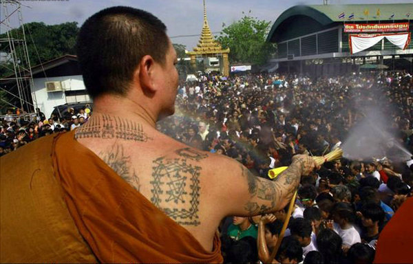 揭秘泰国纹身鉴赏典礼 佛统纹身可以驱魔避邪
