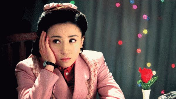 周庭伊人气升 走出"西施"拍《内线前传》