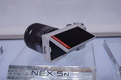 配18-55套机镜头 索尼NEX-5N套机4800!