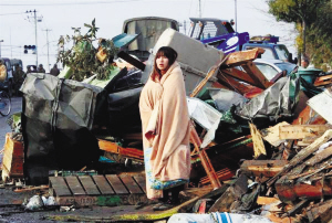 2011年3月11日,日本大地震时的废墟 新华网