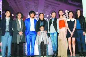 《浮城谜事》离奇命案开端 所有演员不化妆参演